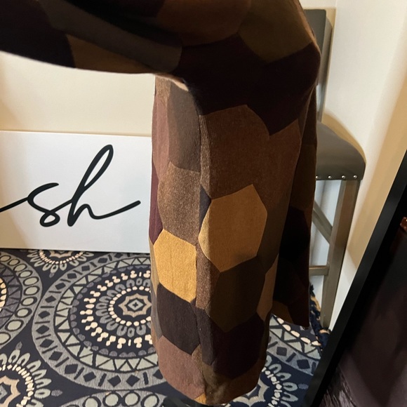 Octagon shaped shades of BROWN - Picture 4 of 7